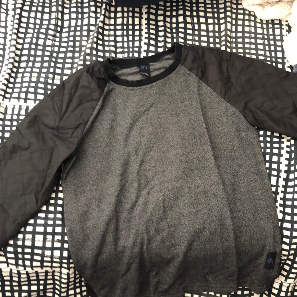 Quilted Black long sleeve sweater